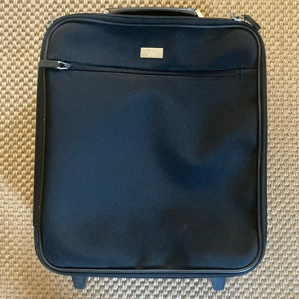 Gucci Black Travel Bag - Picture 1 of 15